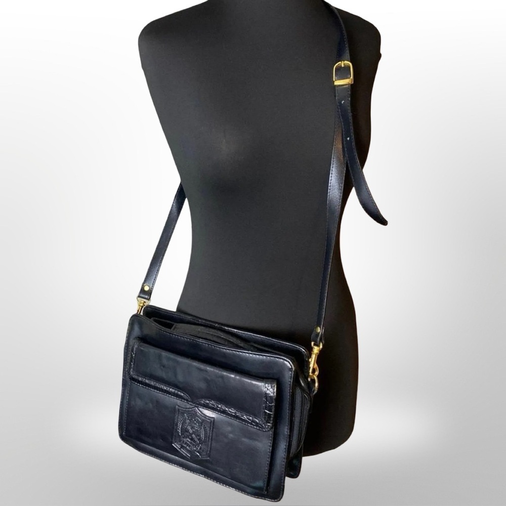 Vintage Belle Rose Accordion Crossbody 🖤✨